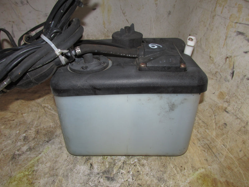 Evinrude Etec 115hp 2 Stroke Outboard BRP Remote Oil Tank