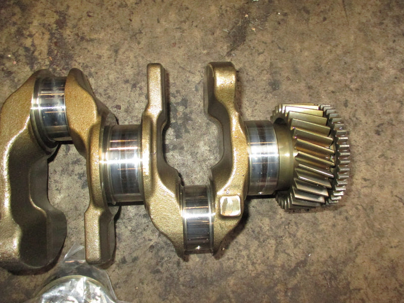 Suzuki DF150AP 150hp 4 stroke outboard crankshaft (12221-96J10)