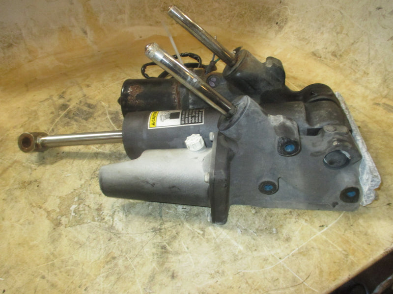 Mercury 135hp Optimax 2 stroke outboard Tilt Trim Unit