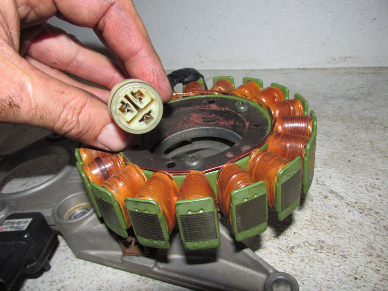 Evinrude 70hp 4 Stroke Outboard Stator/ Map Sensor (5030789)