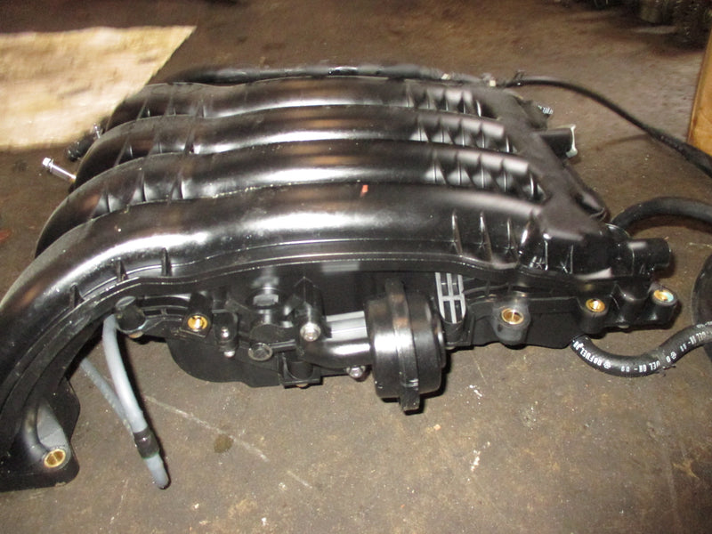 Suzuki DF150AP 150hp 4 stroke outboard intake manifold (13110-96J10)