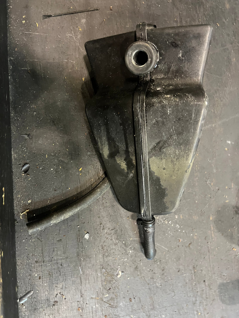 Evinrude Etec 25hp 2 stroke outboard muffler 5007443