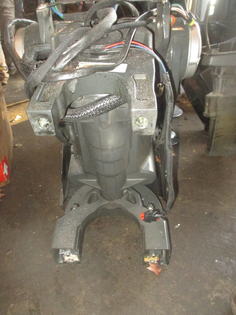Evinrude ETech 250hp G2 H0 2 stroke Outboard Tilt Trim System