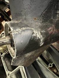 Load image into Gallery viewer, Yamaha OX66 225hp 2 stroke outboard 25" lower unit PARTS ONLY
