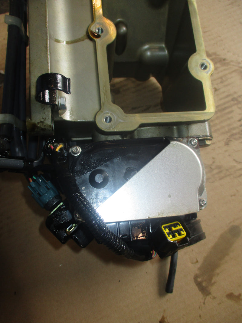 Yamaha 250hp 4 stroke outboard throttle body and intake system (6P2-13750-00-00)
