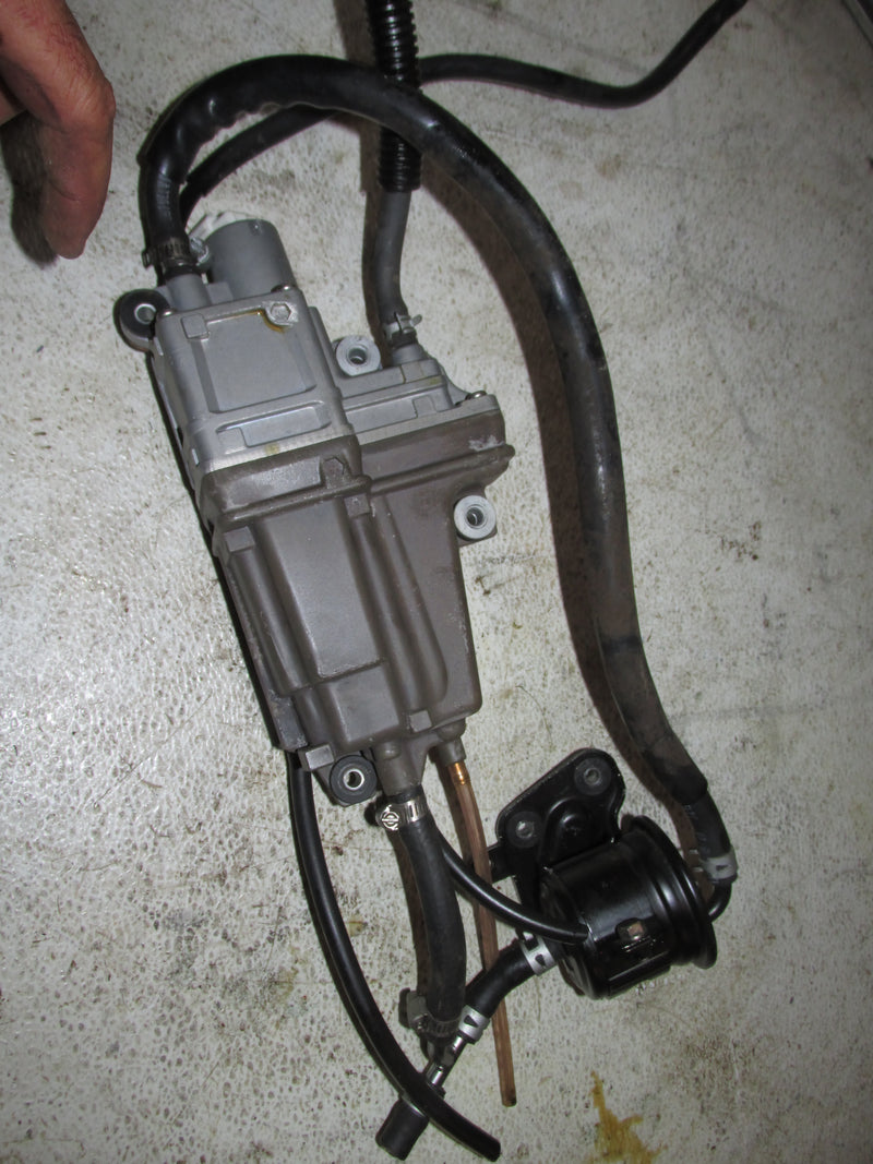Evinrude 70hp 4 Stroke Outboard VST/ Fuel vapor separator