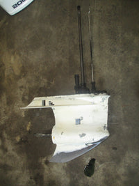 Load image into Gallery viewer, evinrude ficht 200hp 2 stroke outboard 25 inch shaft lower unit magnum
