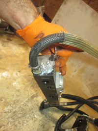 Load image into Gallery viewer, Mercury 135hp Optimax 2 stroke outboard Fuel Rail and Injector Set
