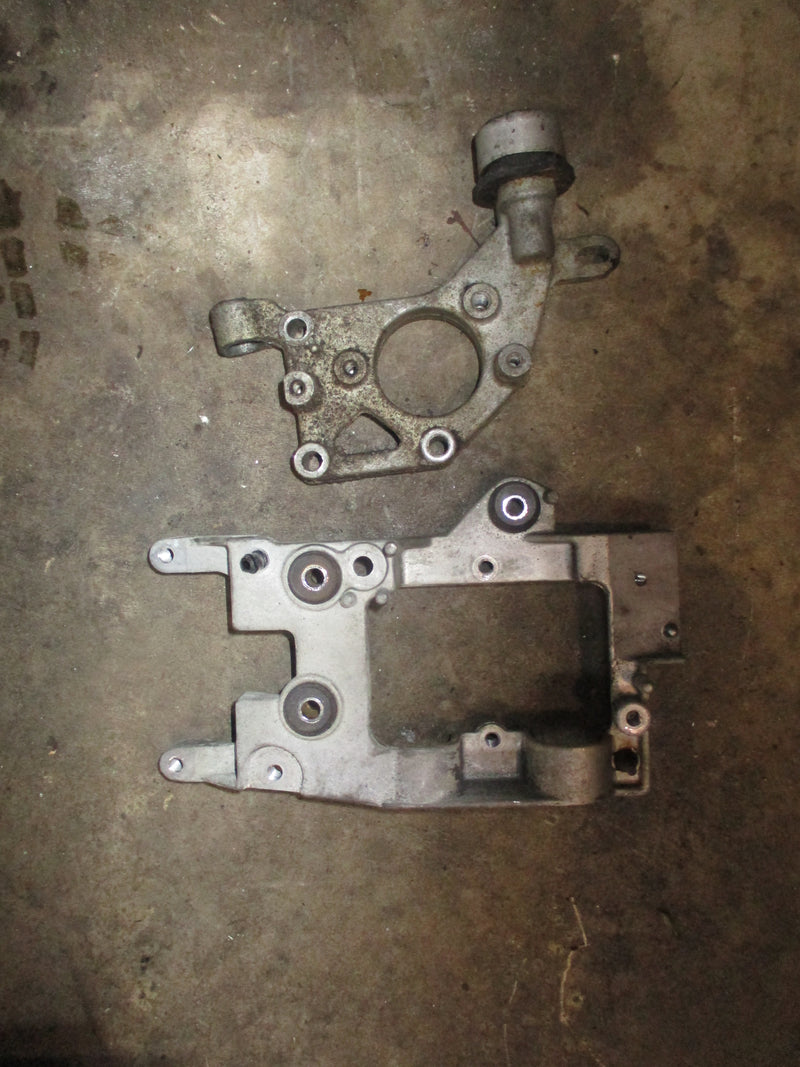 Mariner 25hp 2 stroke outboard bracket set