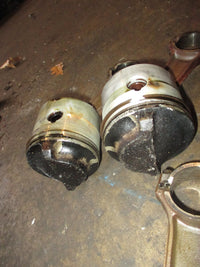 Load image into Gallery viewer, Johnson 85hp 2 stroke outboard piston and rod set (322356)
