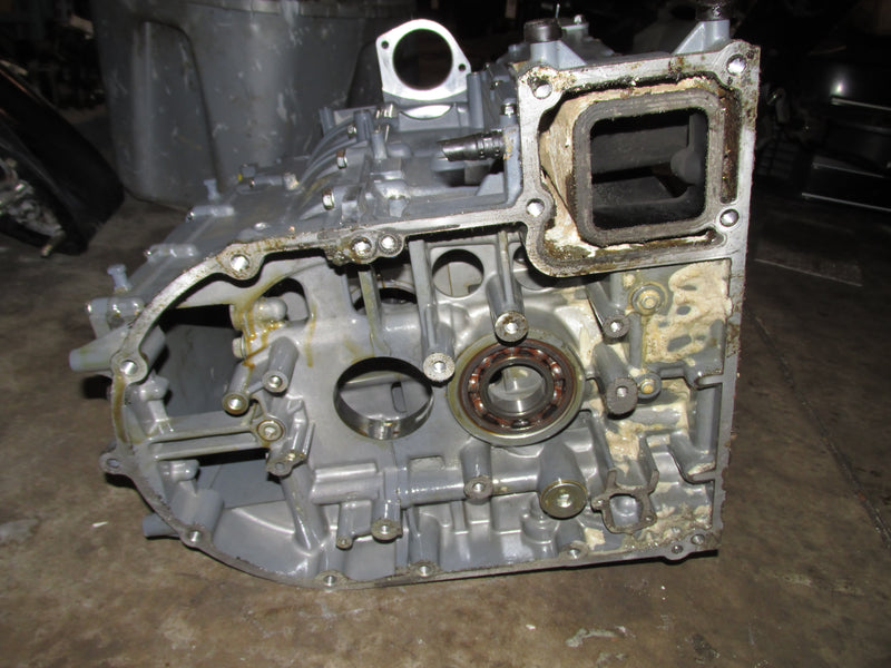 Suzuki DF150A 150hp Outboard Crankcase Block