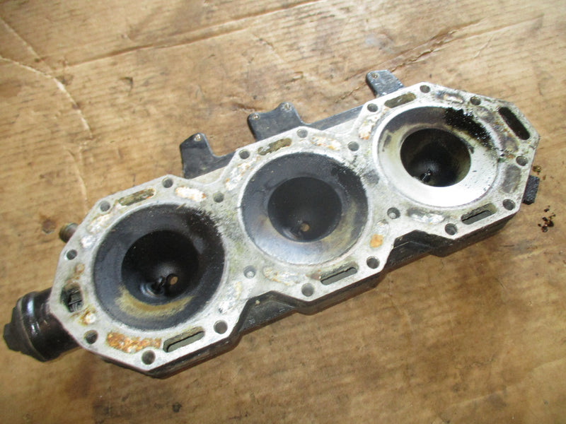 evinrude ficht 200hp 2 stroke outboard starboard cylinder head (5004932)