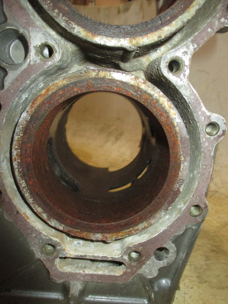 Suzuki DT90 90hp 2 stroke outboard Port Cylinder