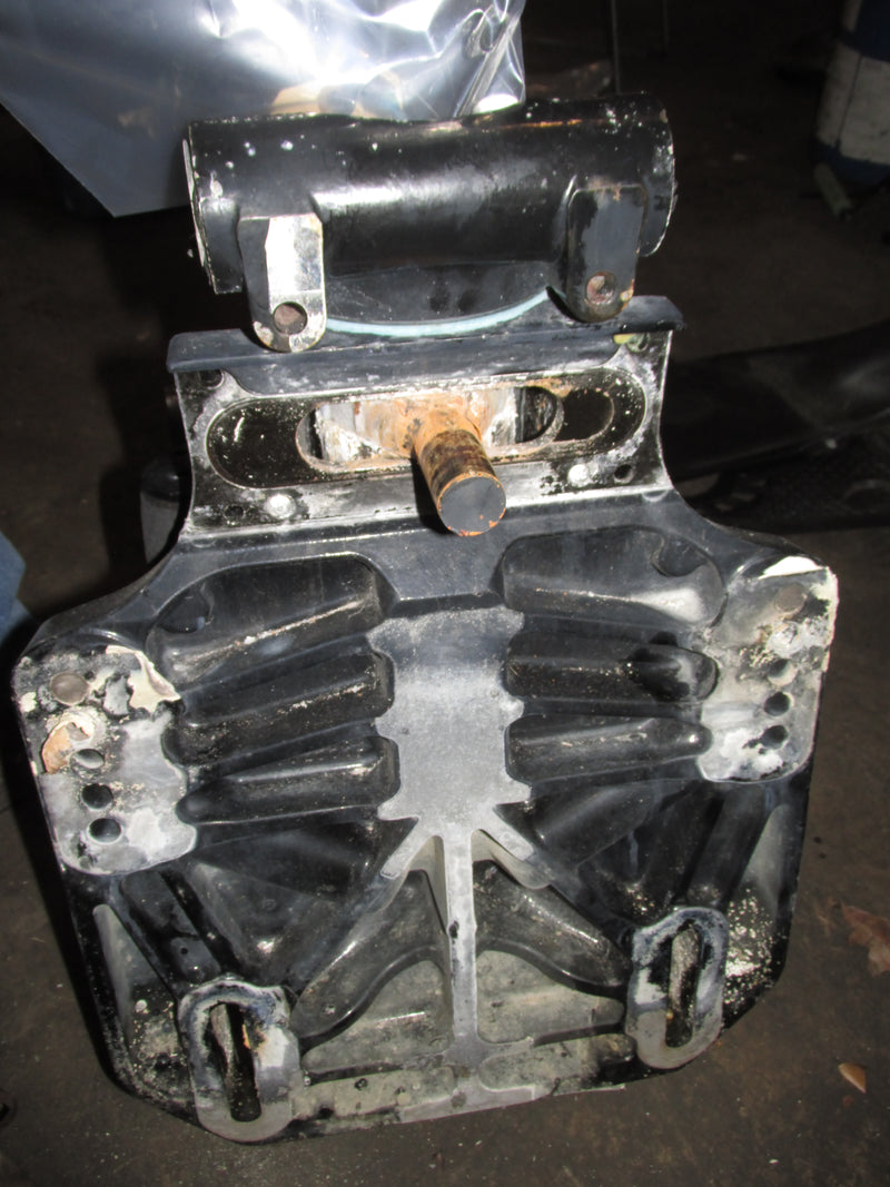 Mercury Verado 350hp 4 Stroke Outboard Tilt Trim Unit (8M0118298)