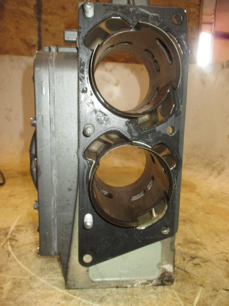 Suzuki DT90 90hp 2 stroke outboard Starboard Cylinder