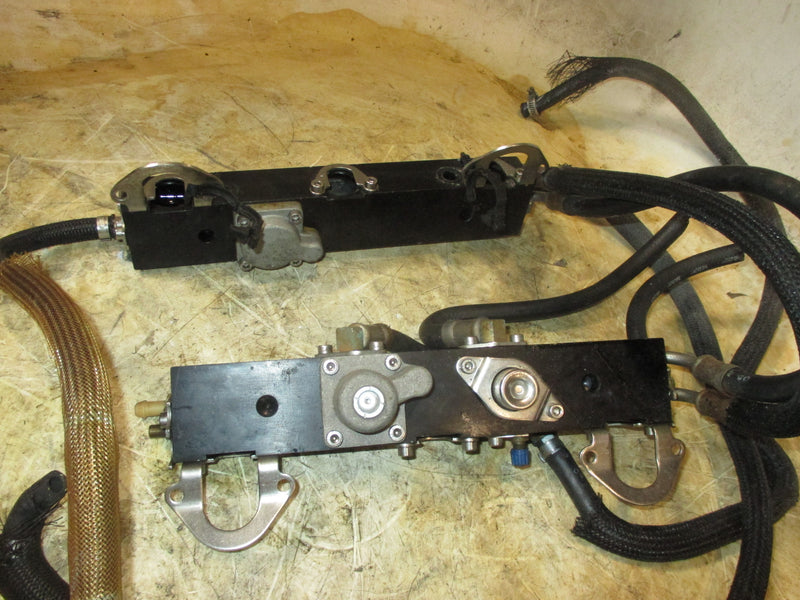 Mercury 150hp 2.5L optimax 2 stroke outboard fuel rail set (859516)
