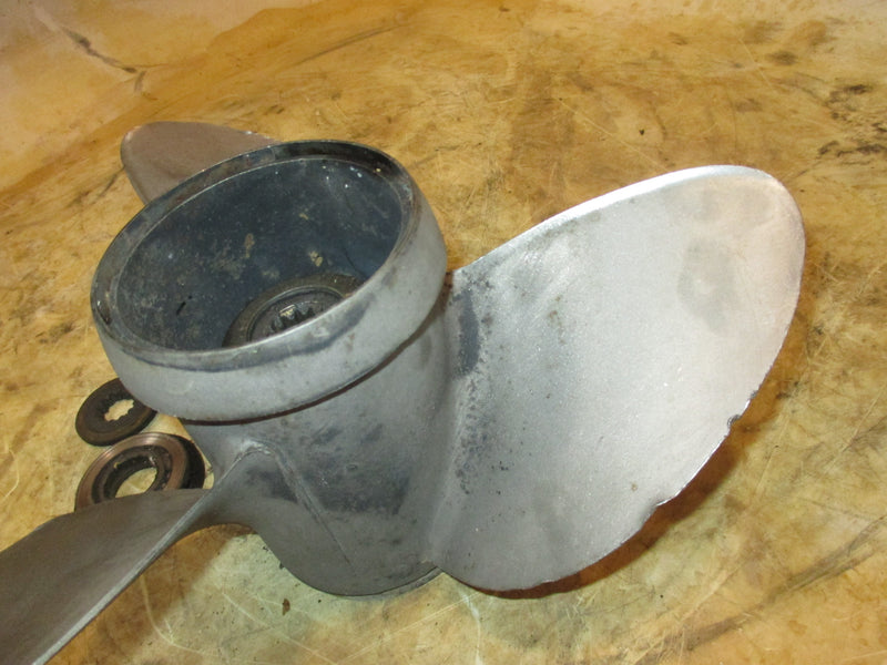 Evinrude 70hp 2 stroke Triumph outboard stainless propeller (13 3/8 x 17)