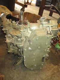 Load image into Gallery viewer, Evinrude 70hp 2 stroke Triumph outboard crankcase powerhead
