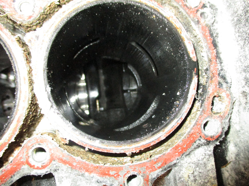 Evinrude ETEC 25hp outboard crankcase block (5008167)