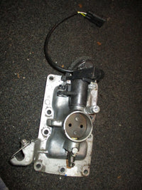 Load image into Gallery viewer, Evinrude ETEC 25hp outboard intake manifold w/ throttle body and sensor
