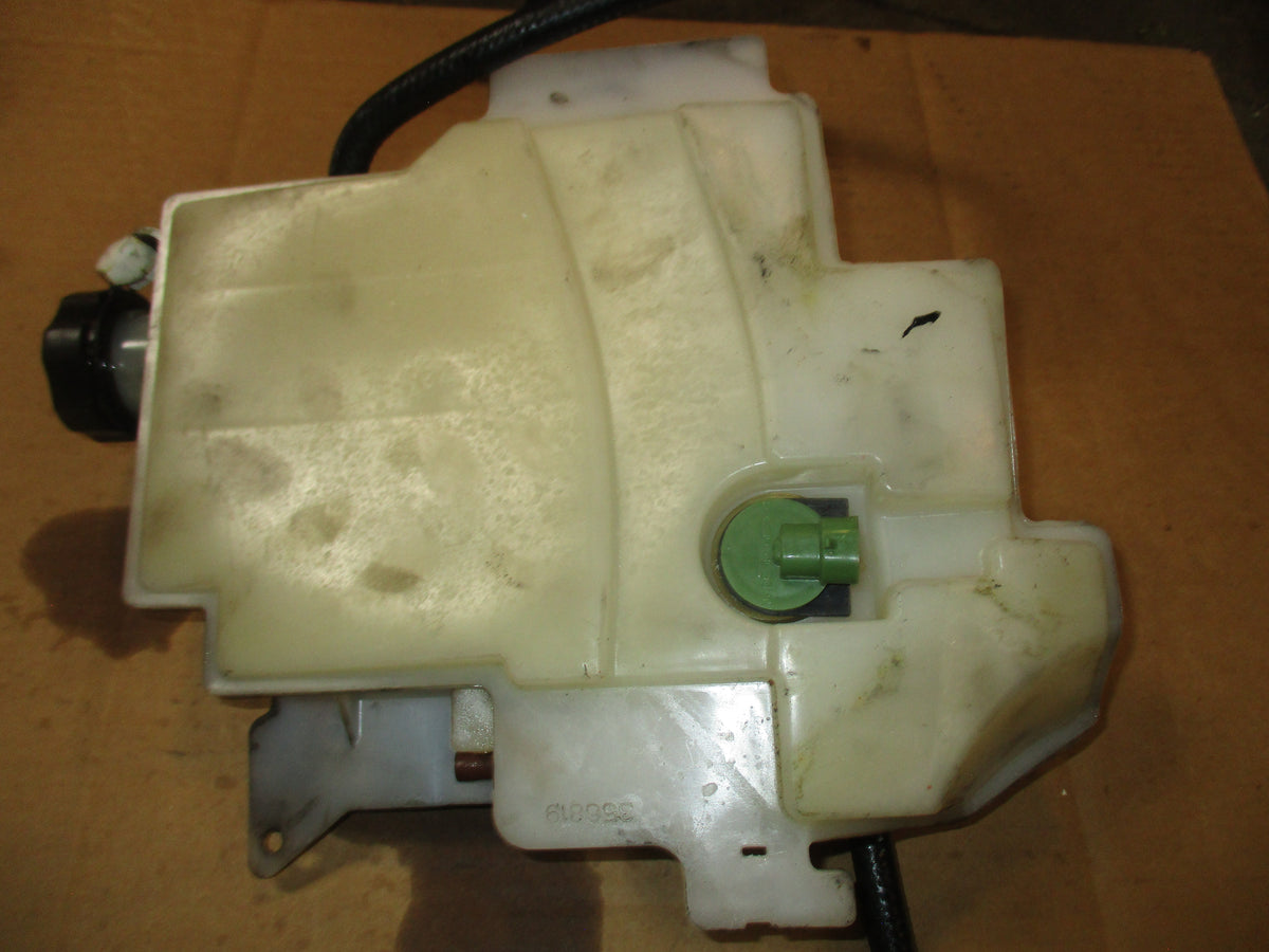 Evinrude ETEC 25hp outboard oil tank and pump (5008994)