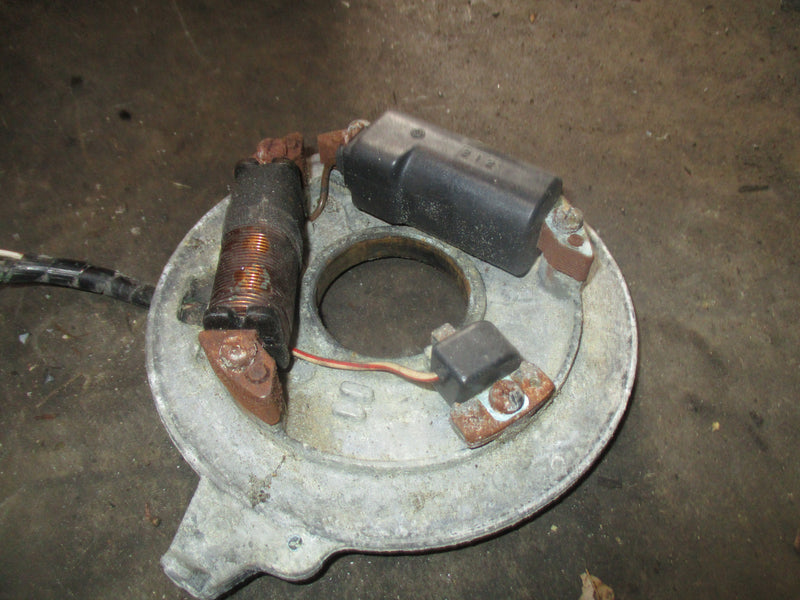 Yamaha Mariner 8hp outboard stator/ timer base