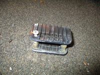 Load image into Gallery viewer, Evinrude ETEC 25hp outboard lower unit vents (336206)
