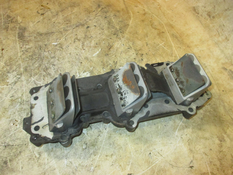 Johnson 70hp 2 Stroke outboard Intake Manifold and Reeds (339971)