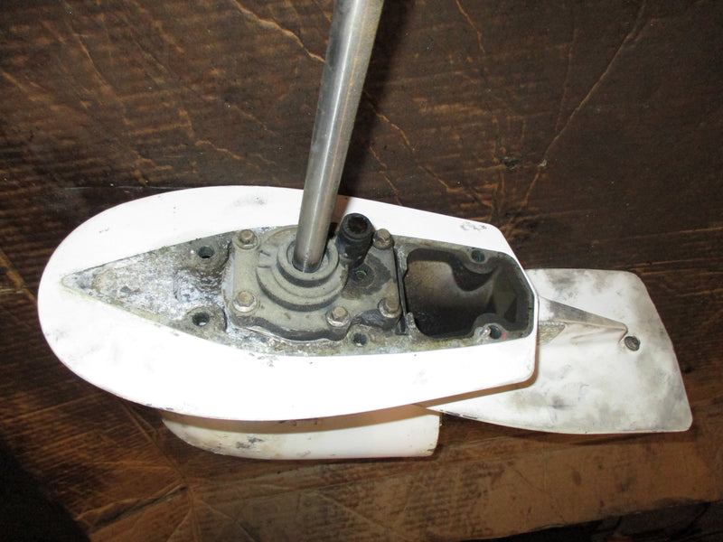Evinrude ETEC 25hp outboard 20" lower unit