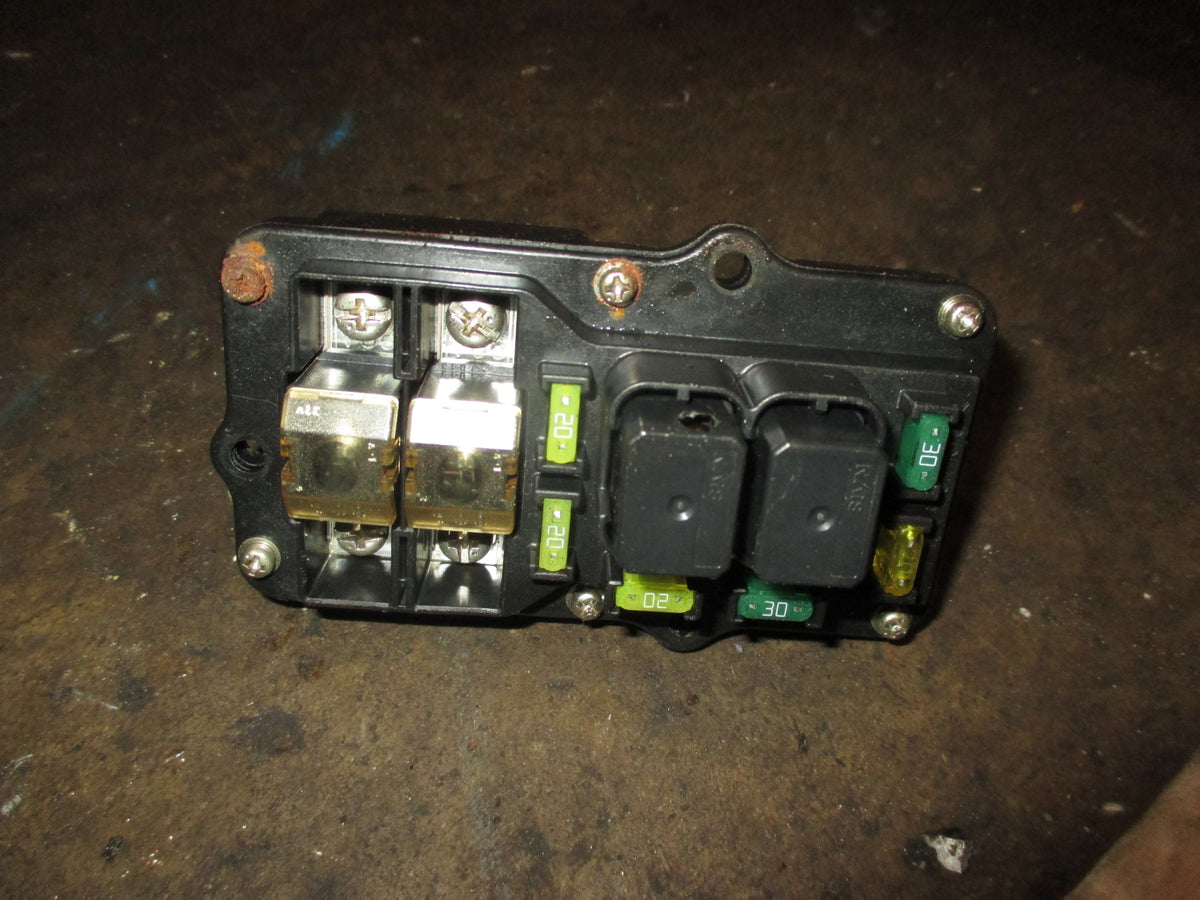 Yamaha 200hp HPDI 2 stroke outboard fuse box (68F-82170-01)