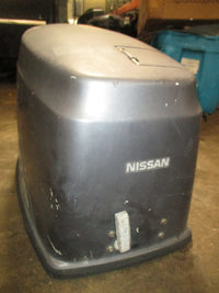 Load image into Gallery viewer, Nissan 70hp 2 stroke outboard  top cowling
