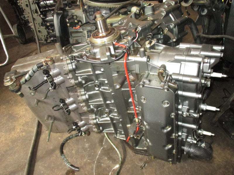 Suzuki DT150 150hp 2 stroke outboard Crankcase Powerhead
