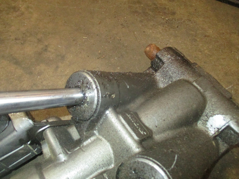 Nissan 70hp 2 stroke outboard  tilt trim unit