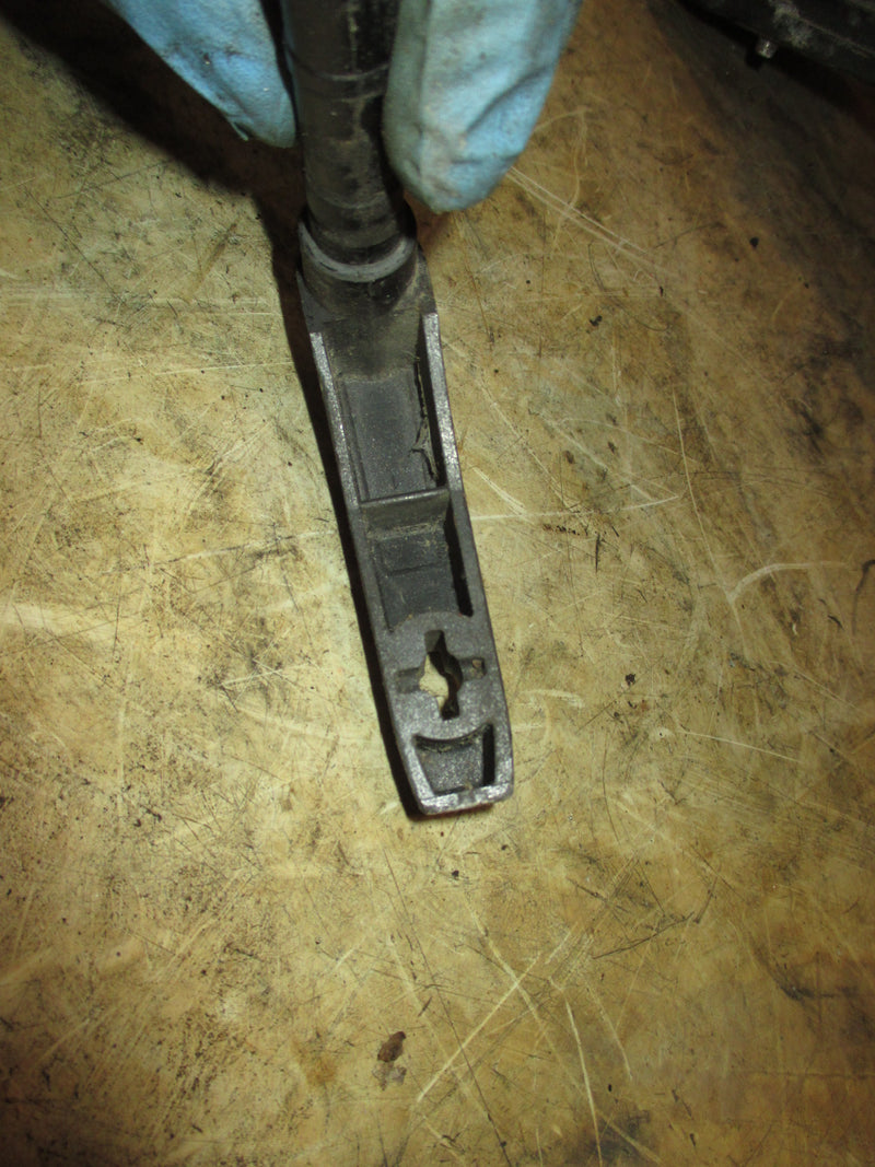 Yamaha mariner 15hp 2 stroke outboard shifter lever (682-44111-01-94)
