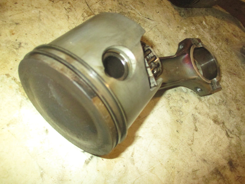 Evinrude 120hp 2 stroke Outboard Port Piston and Rod (432969)