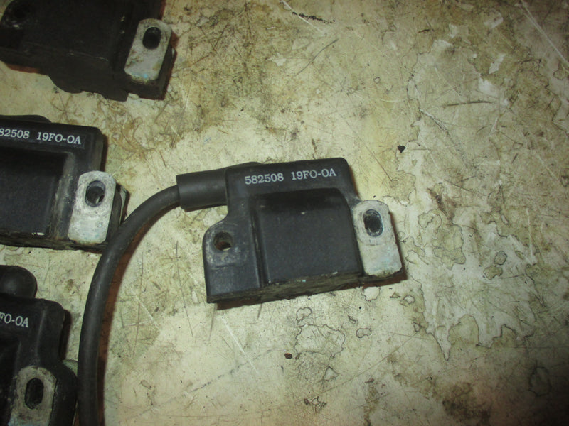 Evinrude 120hp 2 stroke Outboard Ignition Coil Set (582508)
