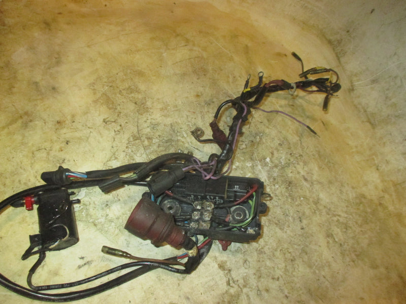 Evinrude 120hp 2 stroke Outboard Engine Wiring Harness & Junction Box