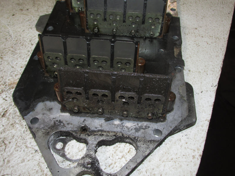 Mercury Optimax 150hp 2 Stroke Outboard Intake Manifold and Reeds (855952T2)