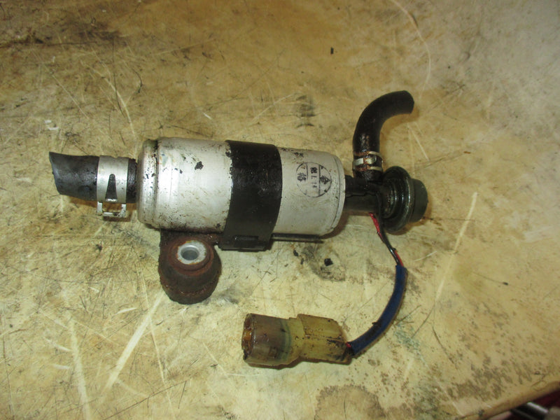 Suzuki DT150 150hp 2 stroke outboard Electric Fuel Pump (15100-94900)