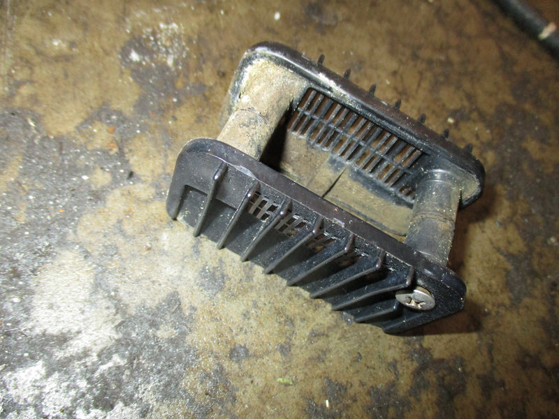 Evinrude ETEC 25hp outboard lower unit vents (336206)