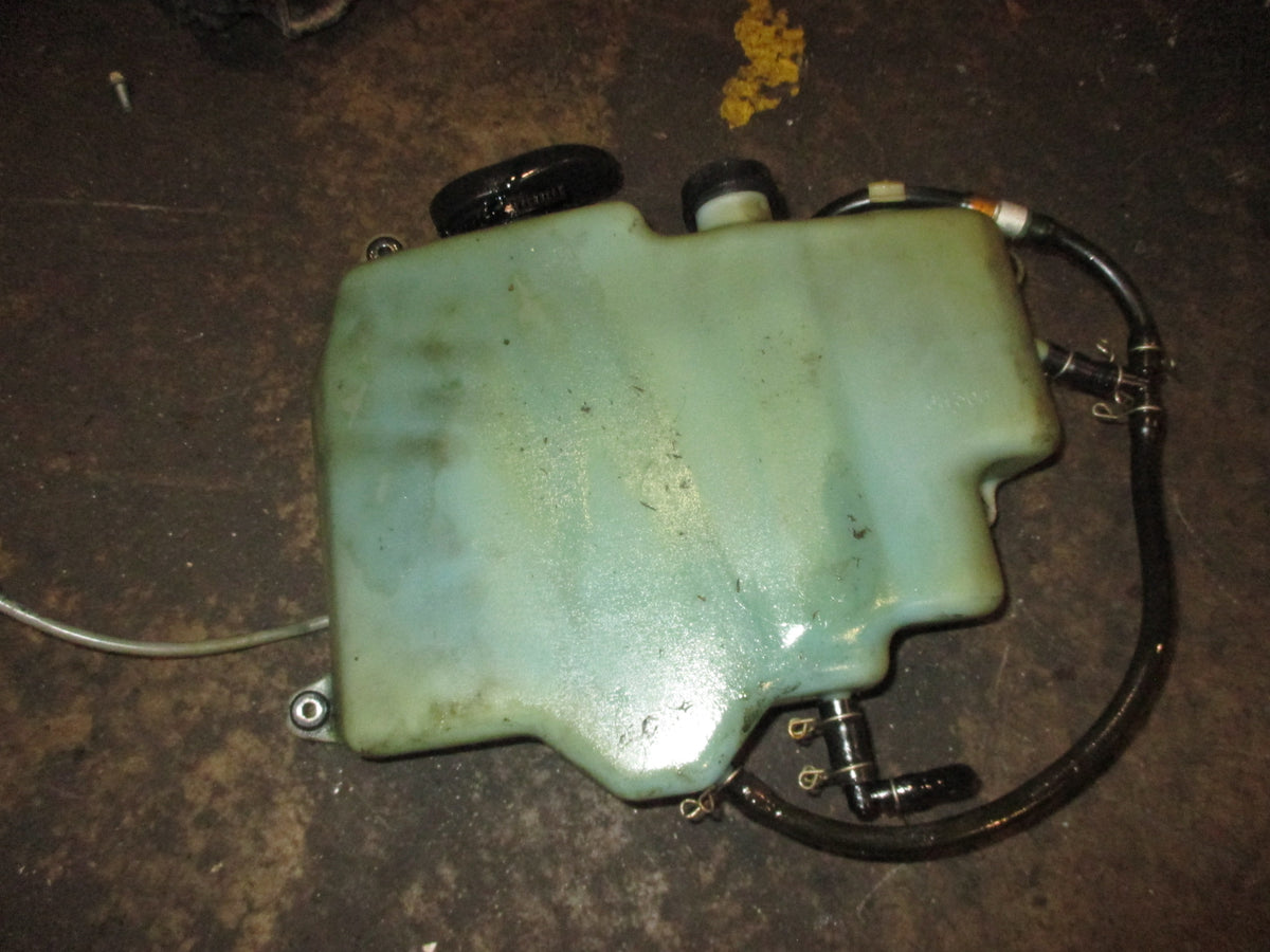 Yamaha 70hp 2 stroke outboard oil tank with sensor (6H3-21707-06)