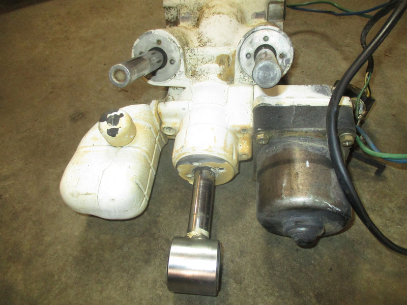 Johnson 115hp 2 stroke outboard tilt trim unit