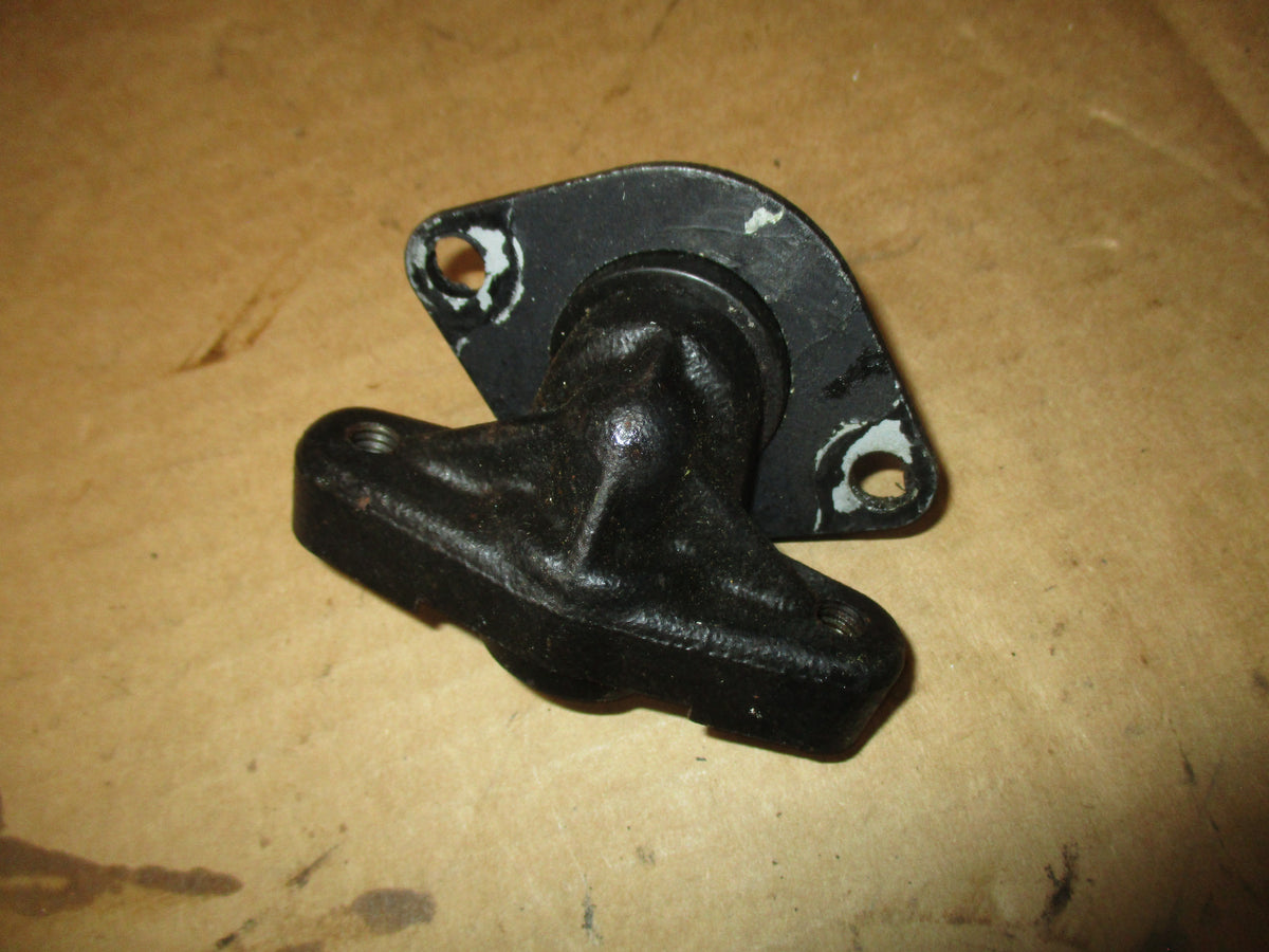 Evinrude 200hp outboard fuel injector mount