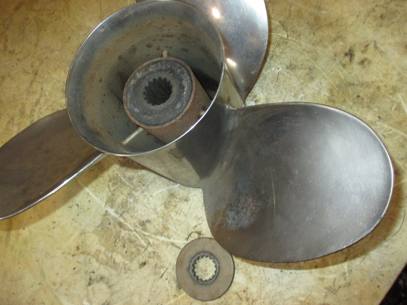Suzuki DT150 150hp 2 stroke outboard stainless steel propellor (14 1/4x20)