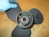 Load image into Gallery viewer, Etec 25hp outboard prop (7650490) 10.5-11
