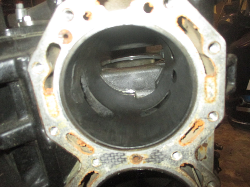 Evinrude Ficht 200hp 2 stroke Outboard Crankcase Block