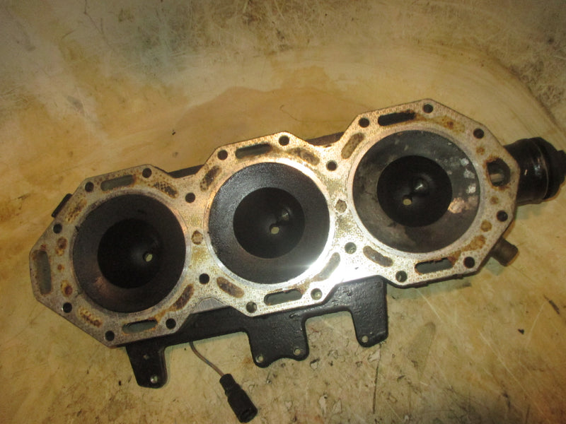 Evinrude Ficht 200hp 2 stroke Outboard Starboard Cylinder Head (5004932)