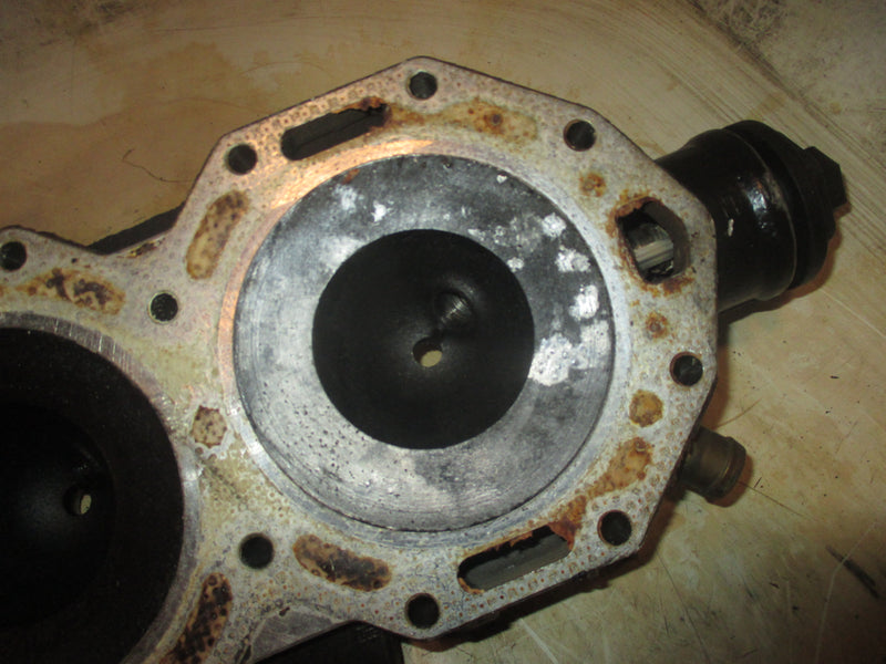 Evinrude Ficht 200hp 2 stroke Outboard Starboard Cylinder Head (5004932)