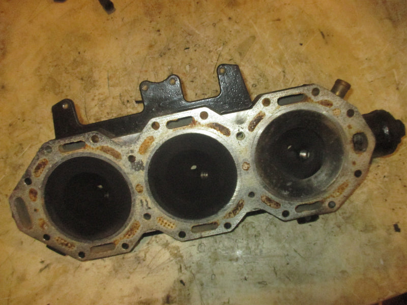 Evinrude Ficht 200hp 2 stroke Outboard Port Cylinder Head (5004931)