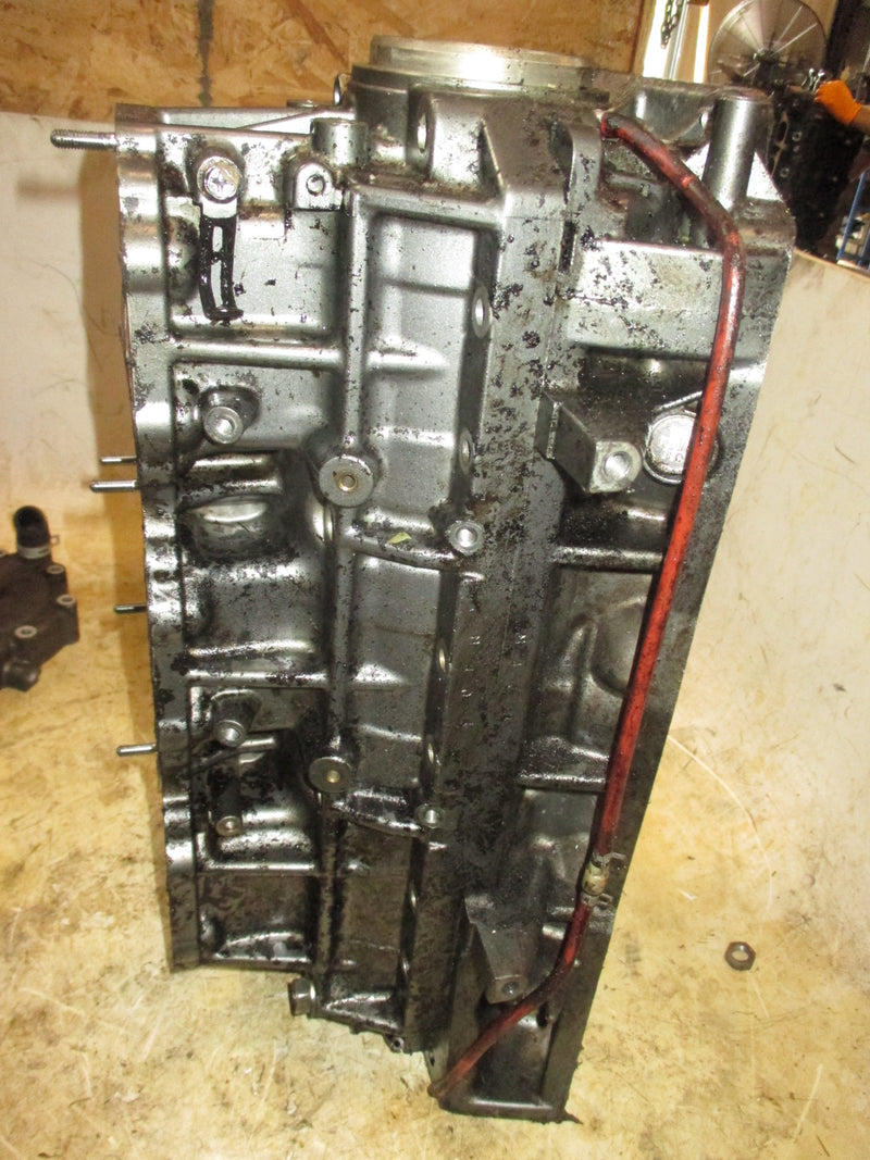 Suzuki DT150 150hp 2 stroke outboard crankcase block
